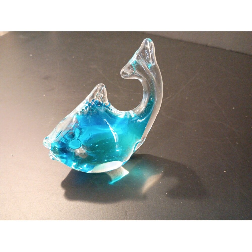 VTG Art Glass Paperweight Hand Blown Tropical Fish Aqua Blue  4"x4" Sea Creature